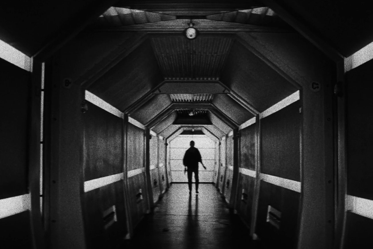 Isla alien (2): El hombre del misterio