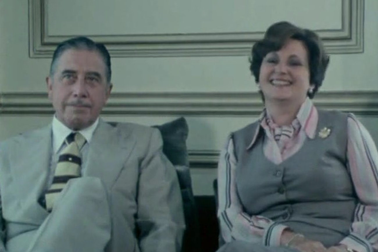 La Mirada de los Comunes (24): Pinochet y sus tres generales. La risa como forma de resistencia