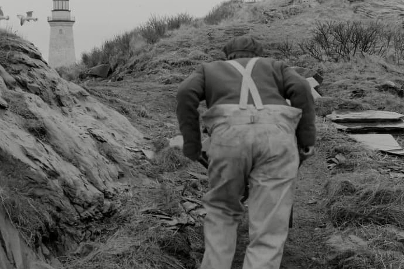 El faro (3): Revisionismo de la angustia órgano-máquina