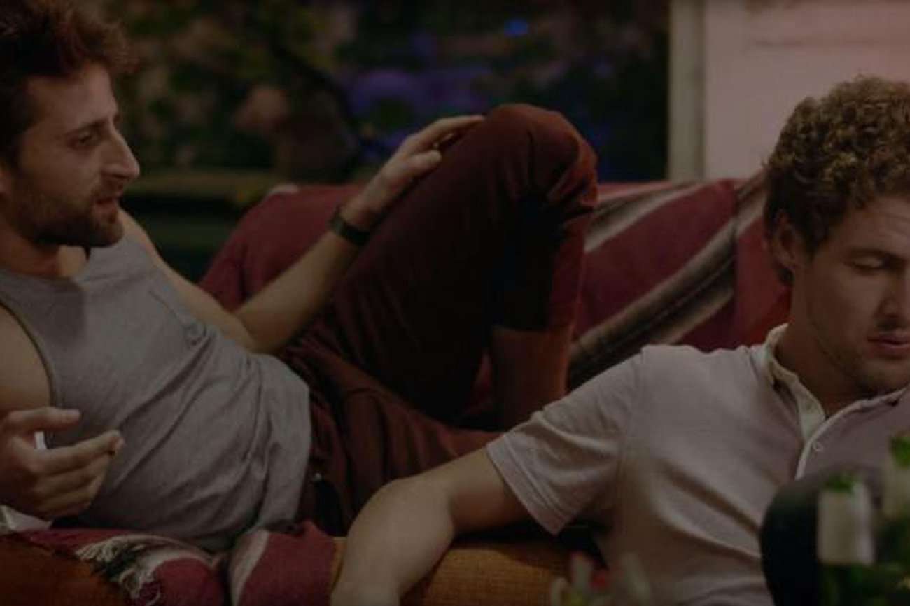 En la gama de los grises (Claudio Marcone, 2014)