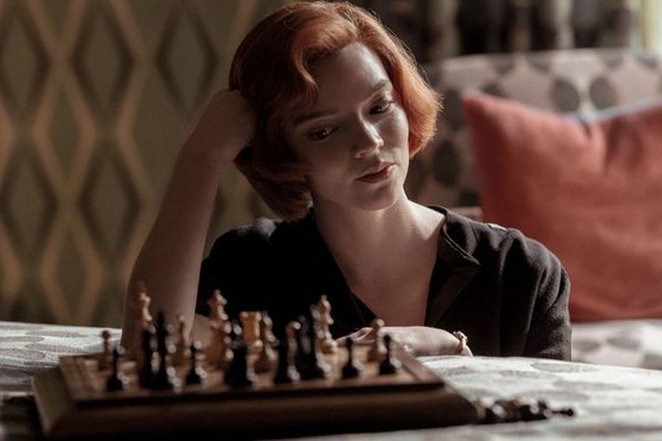 Gambito de dama: Cuando el tablero es la mujer