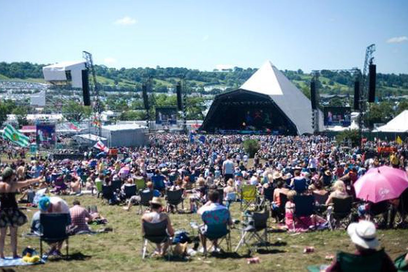 Informe IX In-Edit: Glastonbury (Julien Temple, 2006)