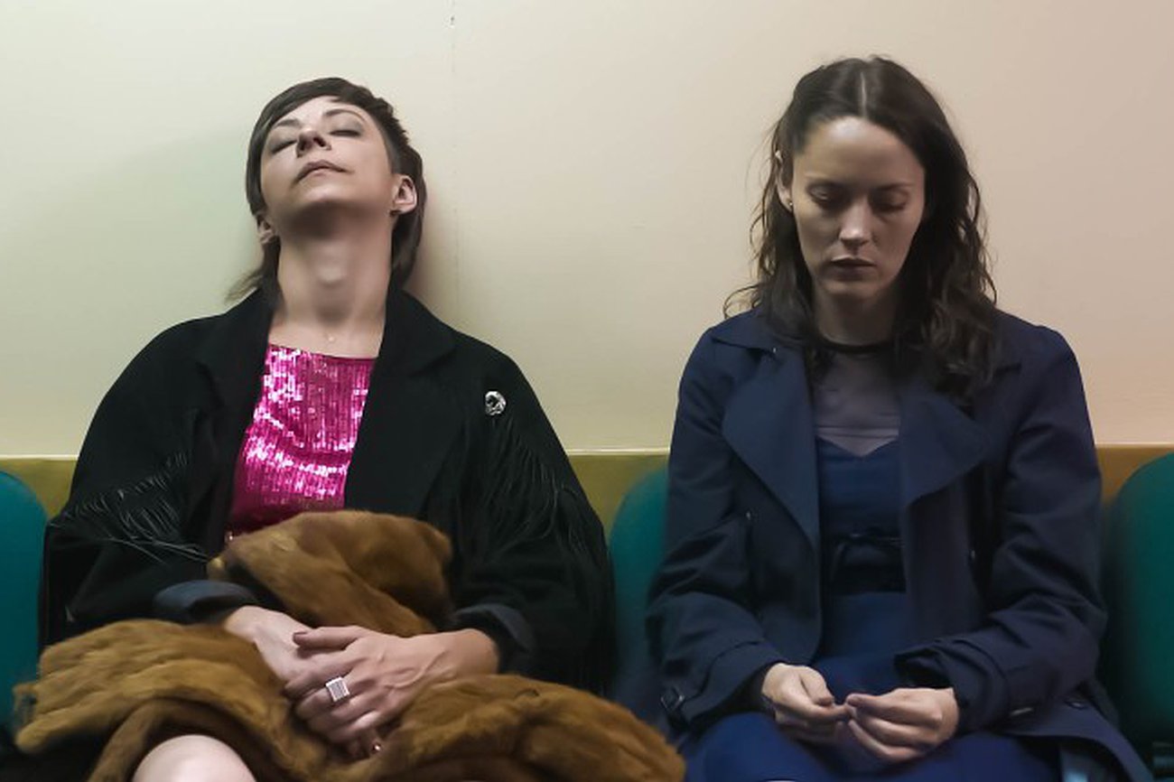La voz en off (2): A veces el ciruelo siente pena y retrasa la noche en el jardín