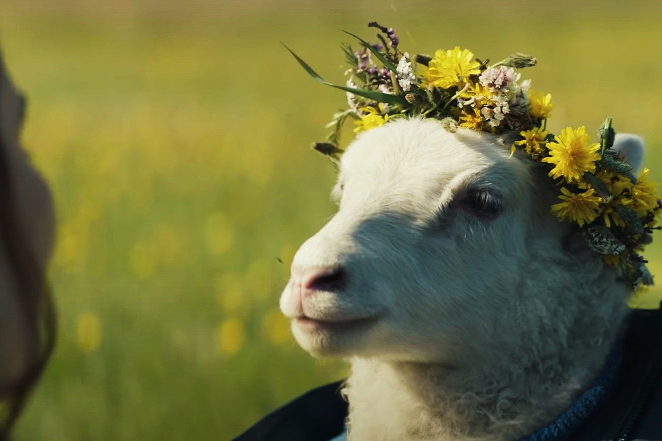 Lamb: La posibilidad de una familia de monstruos