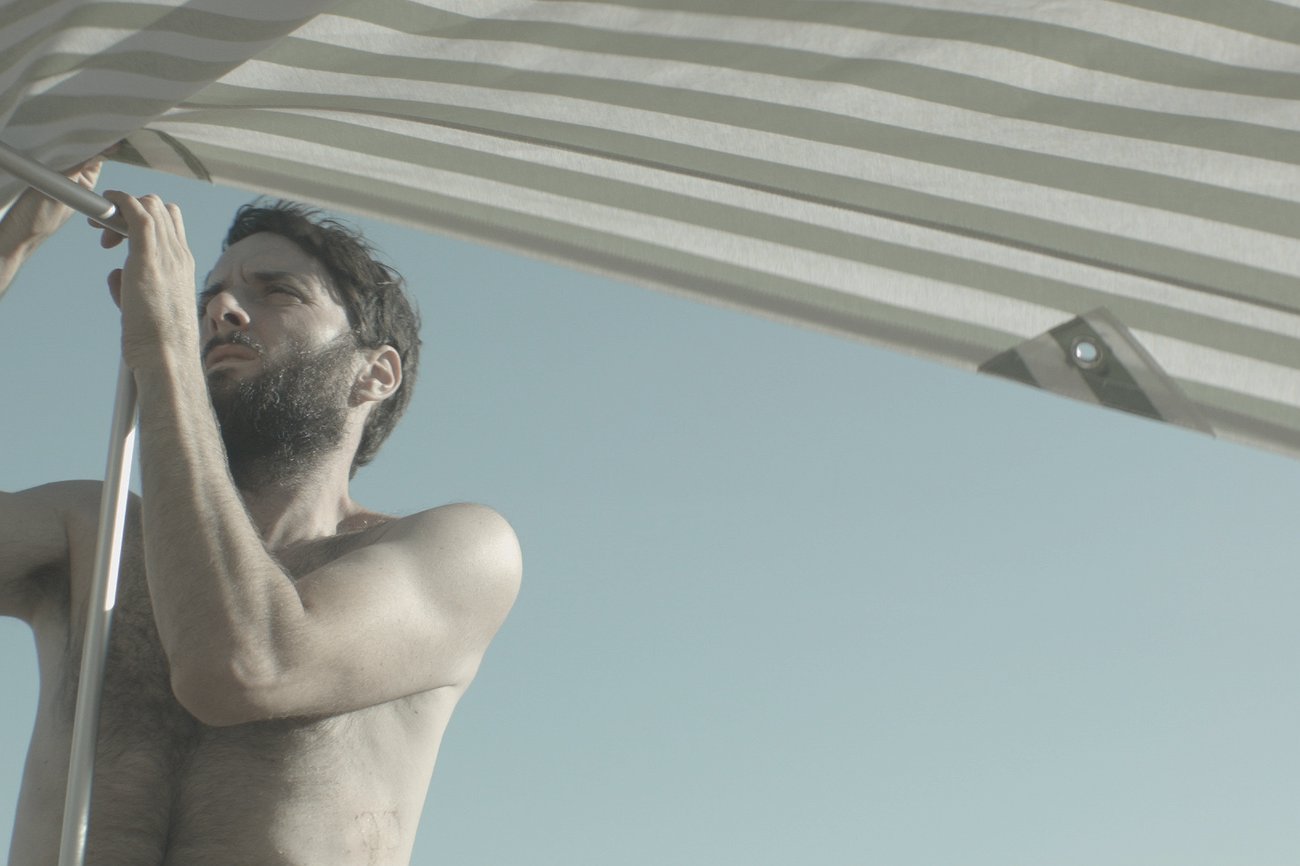 Mar (Dominga Sotomayor, 2015)