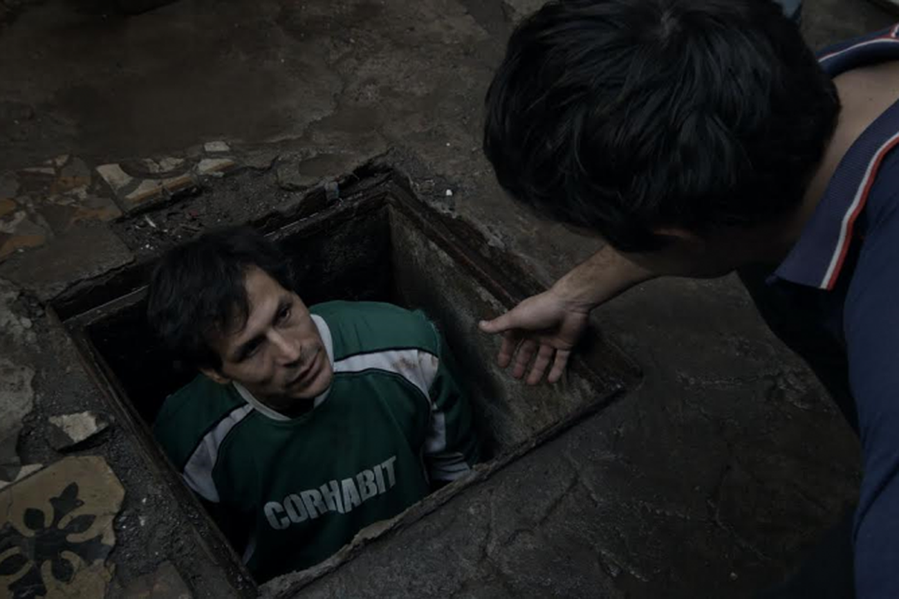 El primero de la familia (1): Ficción con aroma a alcantarilla