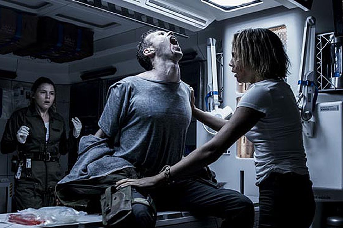 Alien Covenant (1): Hay algo vivo allá afuera