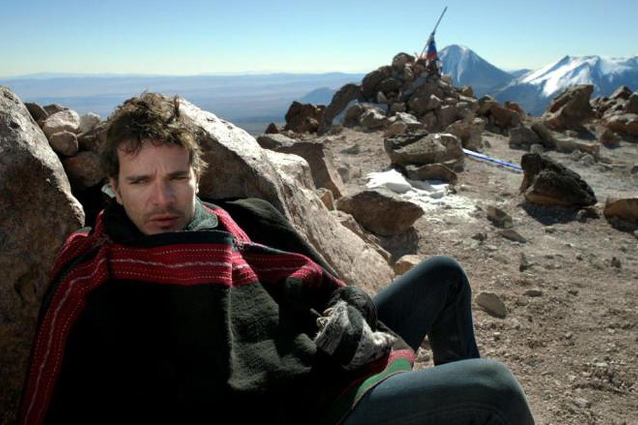 Romance policial: Confuso desierto